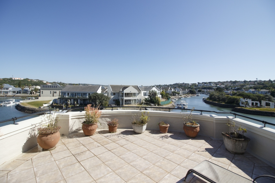 6 Bedroom Property for Sale in Royal Alfred Marina Eastern Cape